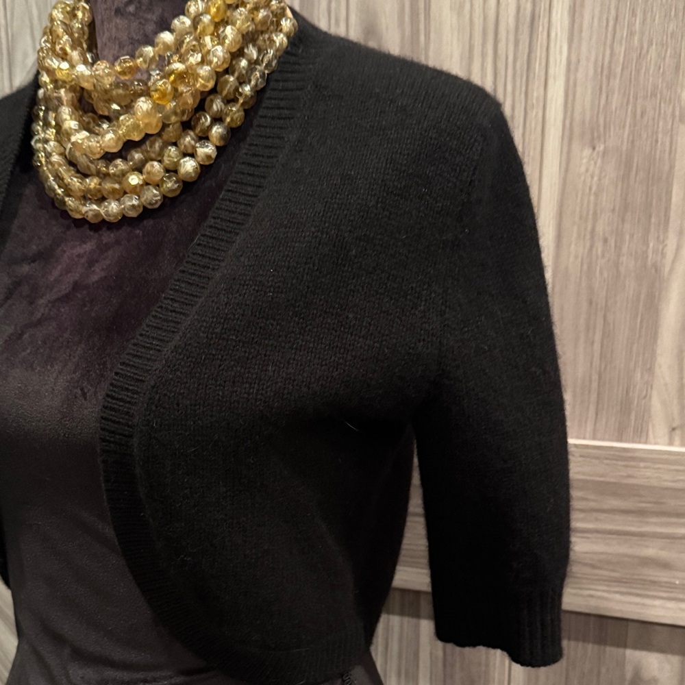 $500 Neiman Marcus 100% Cashmere Luxurious Open Front Shrug - Picture 6 of 9